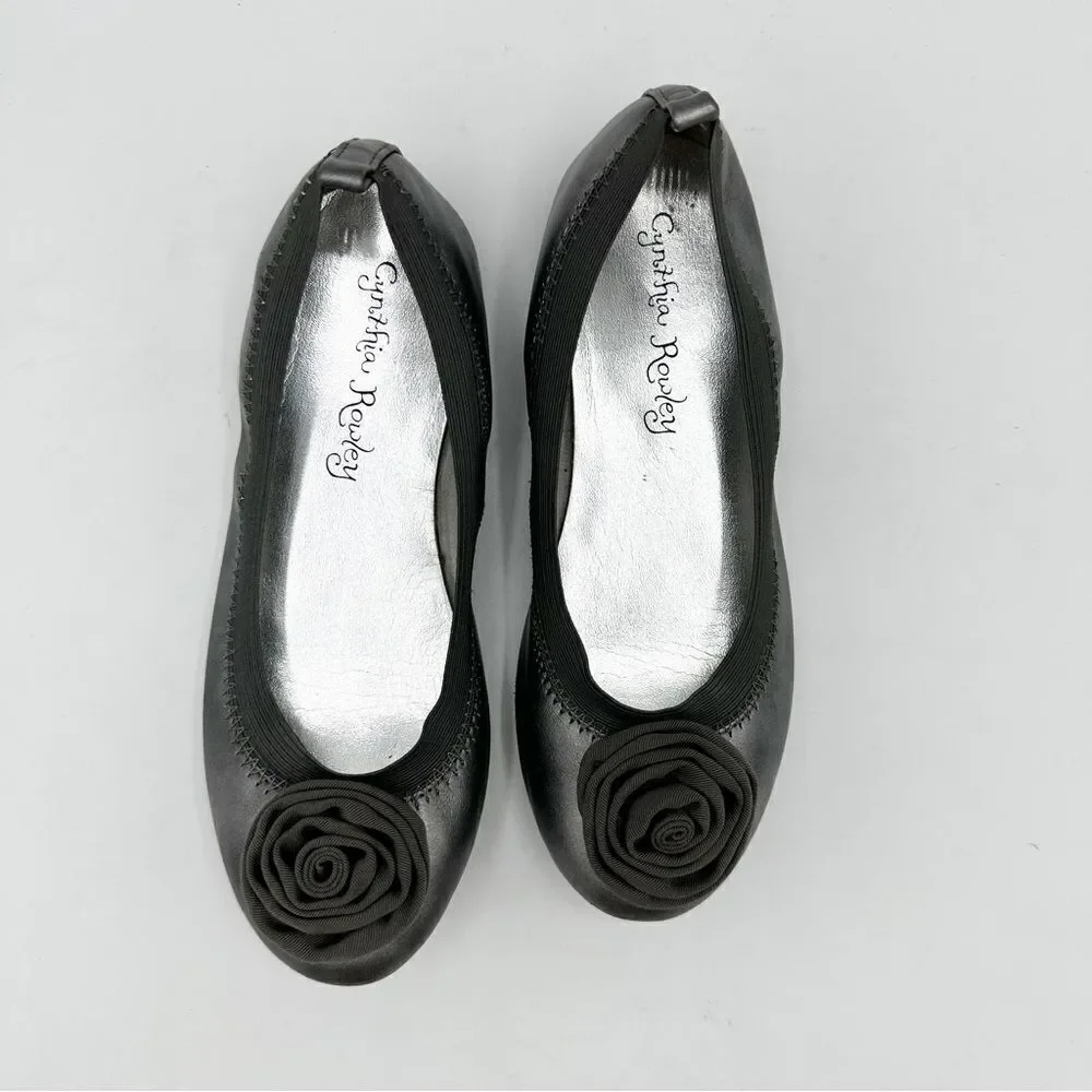 Girls Cynthia Rowley Girls‎ Ballet Flats w/Flower Embellishment Sz 1
